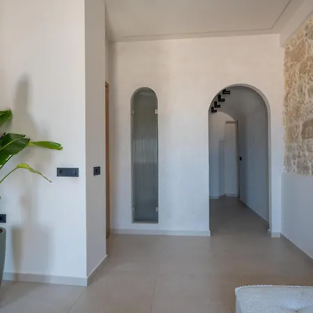 Rettimo Suites, Experience Luxury In The Heart Of Apartment